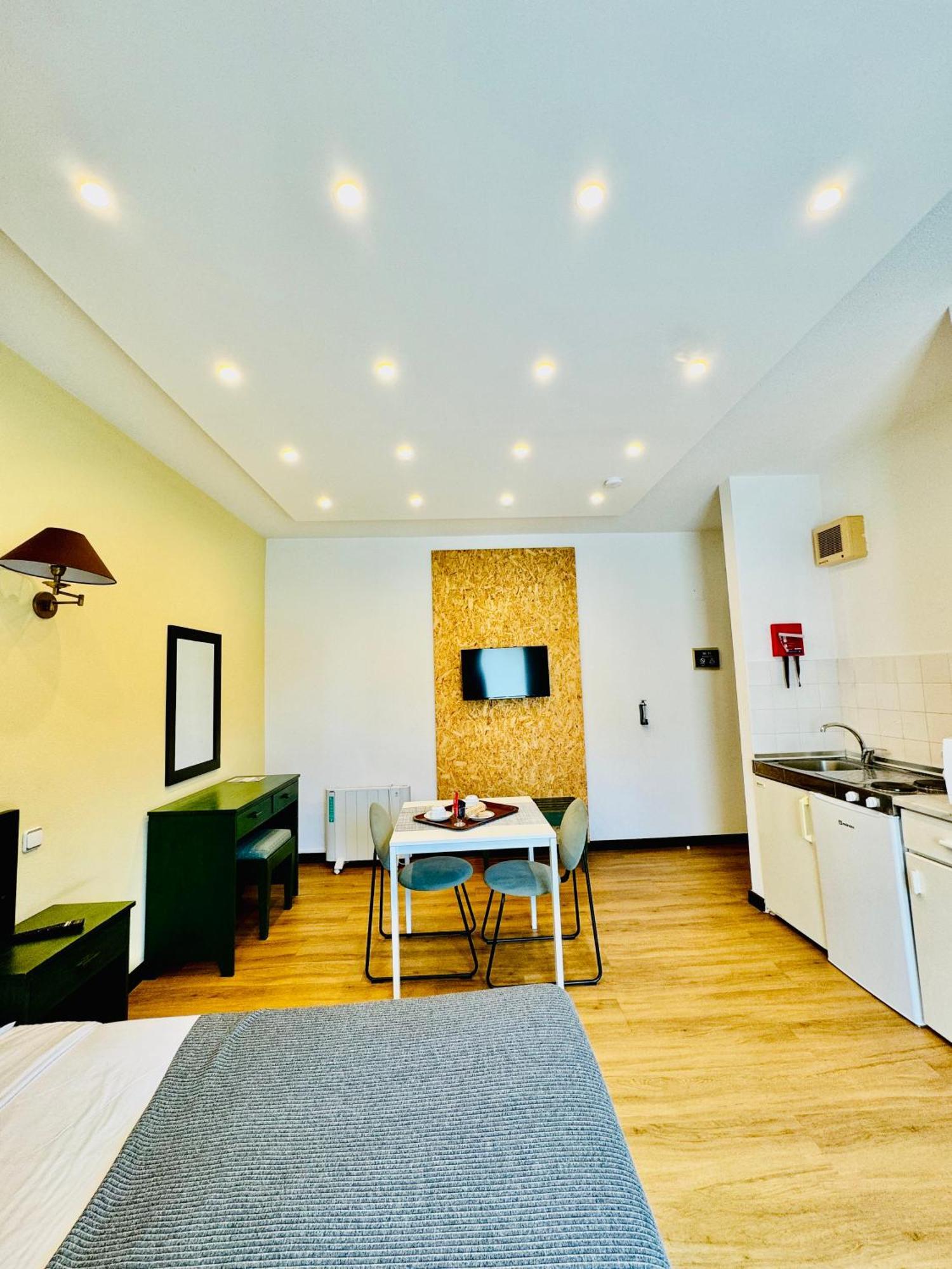 Vale Mar Guest Hotel Ribeira Brava Exterior photo